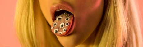 Gloss high quality model pics