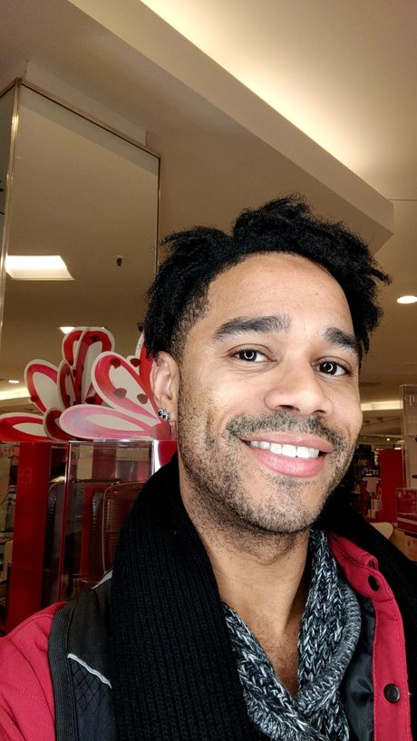 MichaelBreezeXXX exclusive star pictures