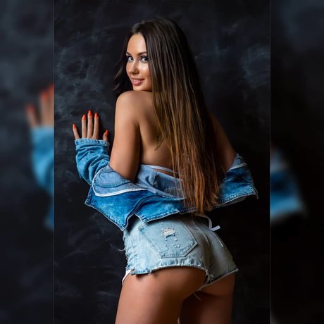 Ludaska model nice photo