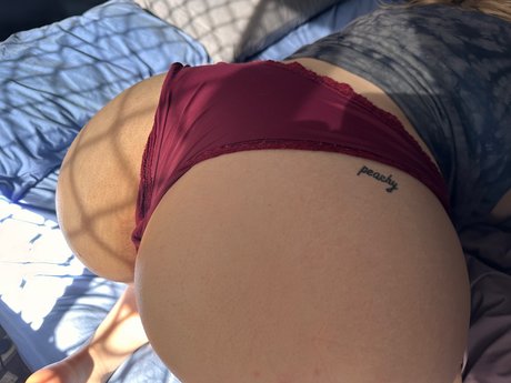 Peachy Caity hot actress gallery