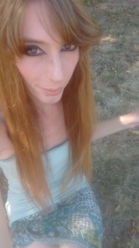 Rhynn model beautiful gallery