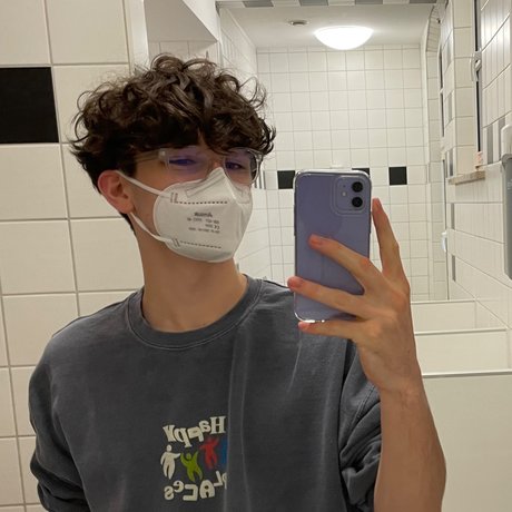 Just a Twink model nice picture