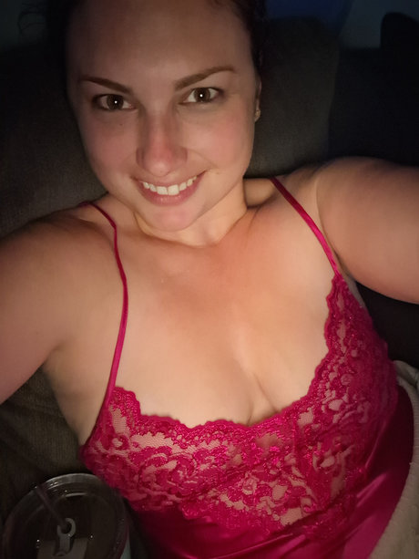 Milky Mrs Robinson best star pics