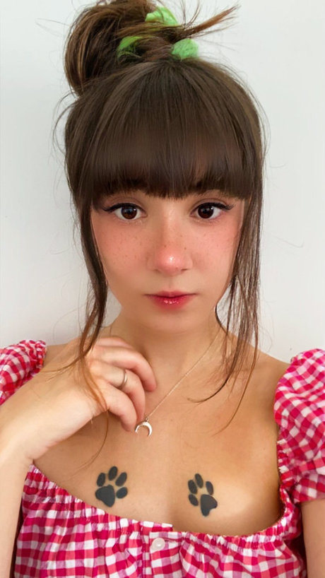 Marylou nudes star img