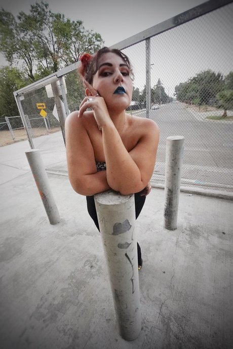 Jocelyne Harmony pretty star image