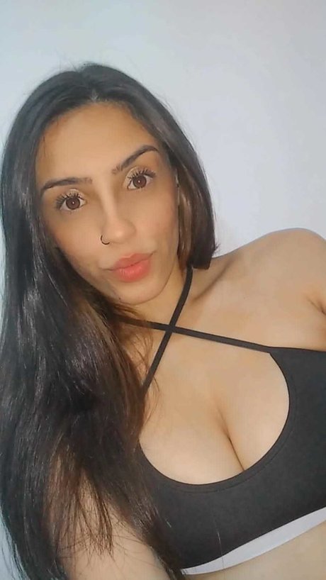 Sisters BR star pornographic pics