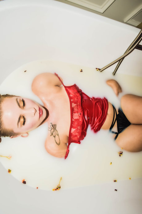 influencer girls onlyfans sexy pictures