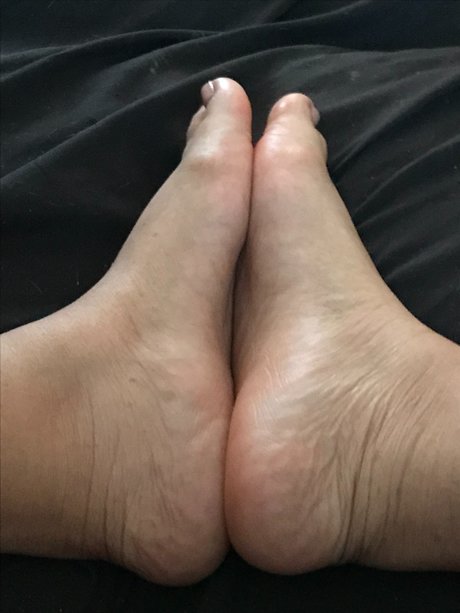 Apple Butta model sex image