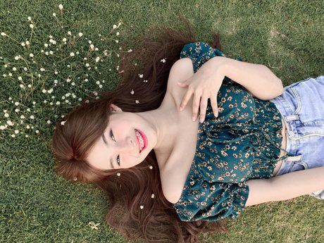 My pairings free model pic