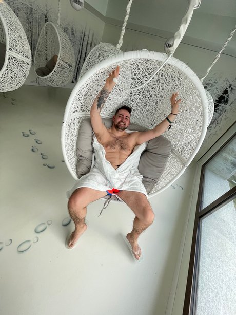 _mydarksidep model art pics