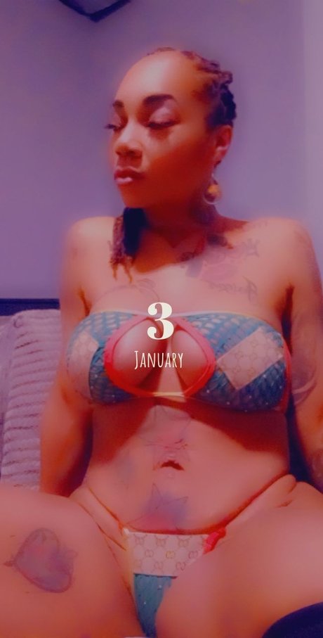 Fendi Baddie pornstar galleries