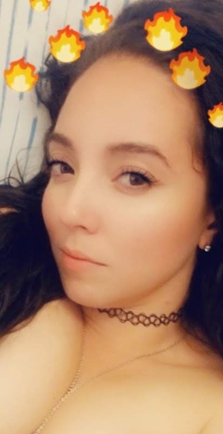 Sexy Evil and Angel star pornographic pics