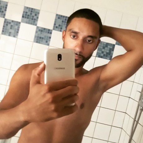 _KhakiPi_ model erotic galleries