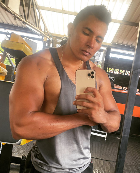 Edison casanova beautiful model picture