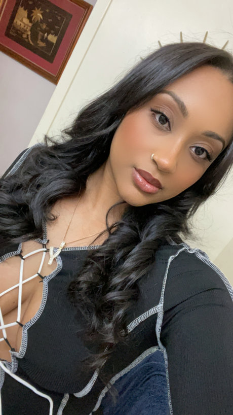 Yesenia sexy pornstar picture