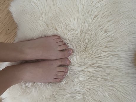 piedinibruttini xxx model img