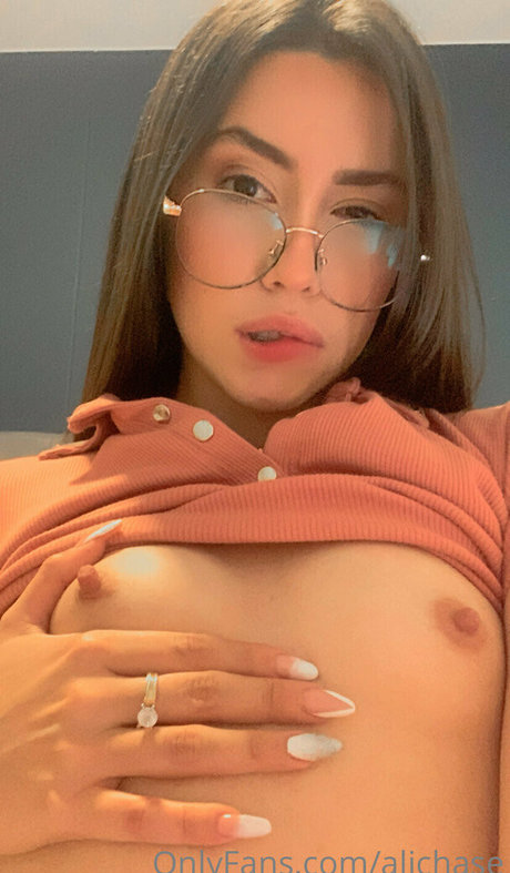 asian brunette onlyfans free xxx pic