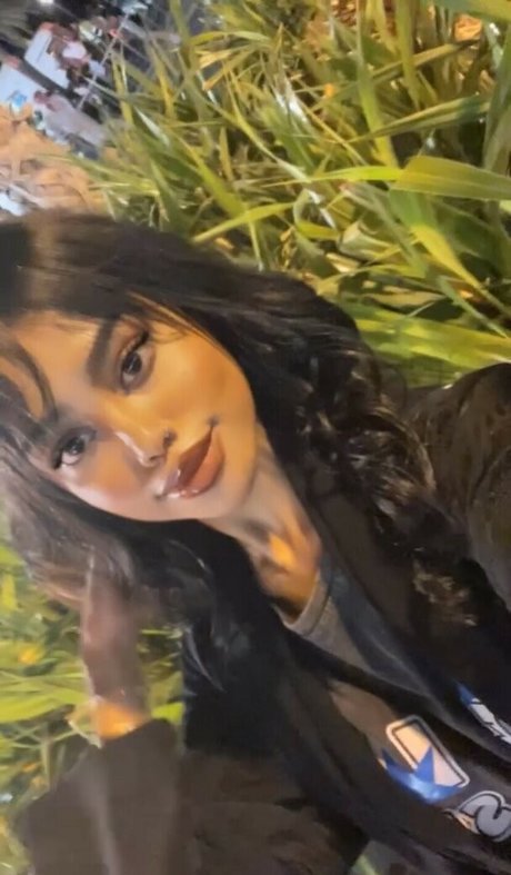 oil7ll pornstar hot pictures