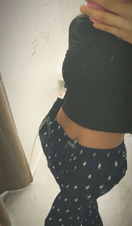 oil7ll adult model img