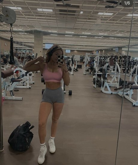 lesbian ass onlyfans hot naked images