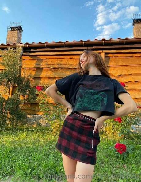 tattooed shemale onlyfans porno gallery