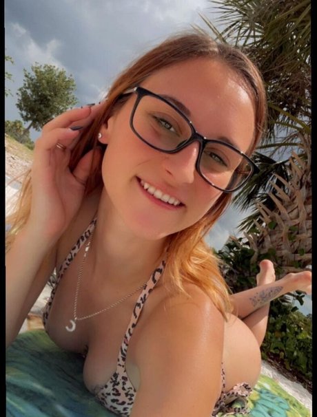 ccupcake69 model hot photo