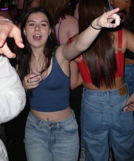 Julia Antonelli nude model image