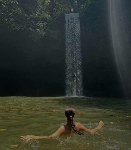 Antonia Chiara model nude archive