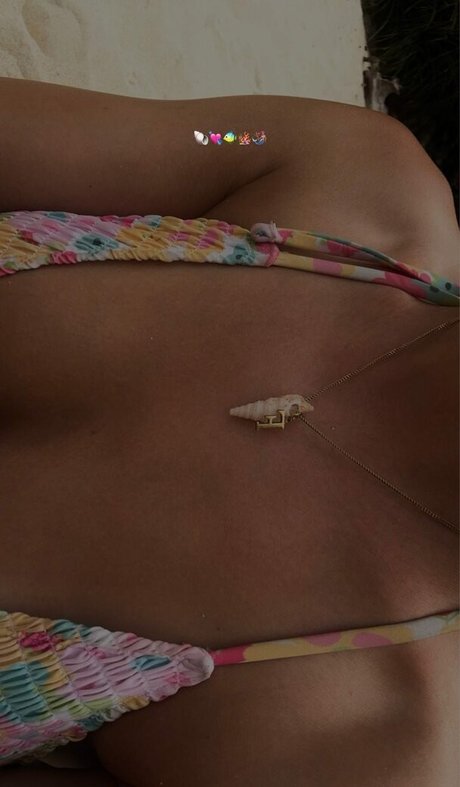 Antonia Chiara nude model pic