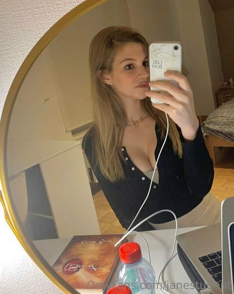 kendalljane model beautiful image