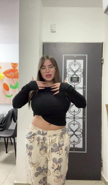 Tamar Abuchzira model free archive