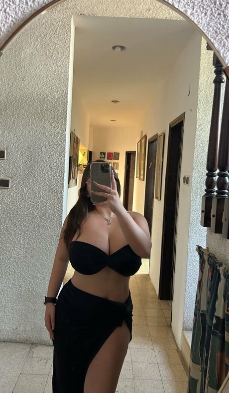 Tamar Abuchzira art pornstar picture