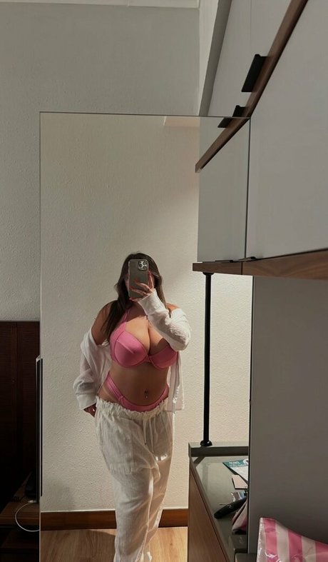 Tamar Abuchzira star naked pictures