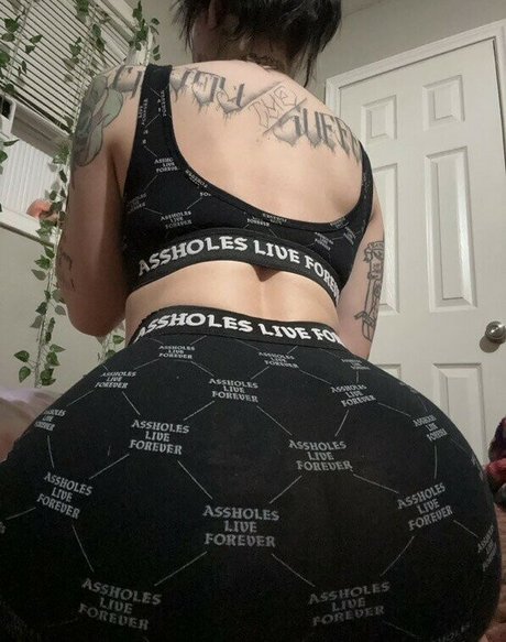 FaceTatMami star pornographic pictures