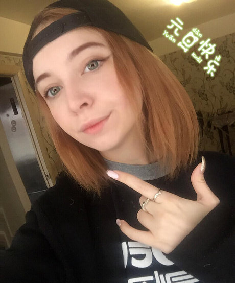 Linameowmeow top model pictures