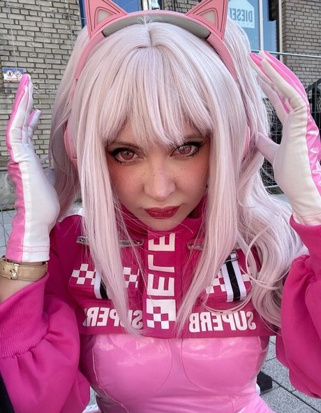 Linameowmeow adult model galleries