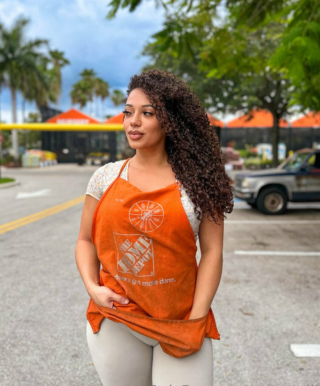 natortelli exclusive actress picture