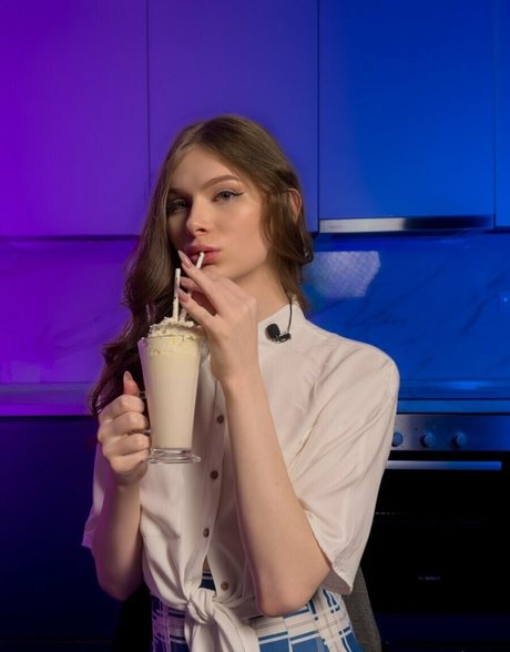 mia ts high quality actress galleries