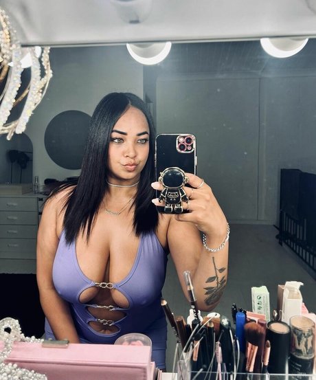 Magan Jade Quick photo