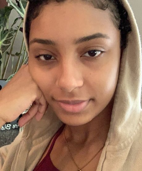 Plantbae star naked img