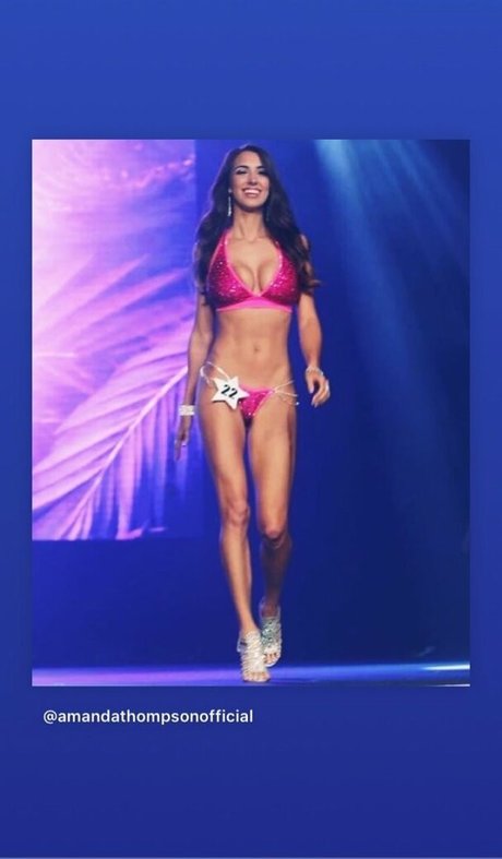 Amanda Dodson Thompson star art galleries