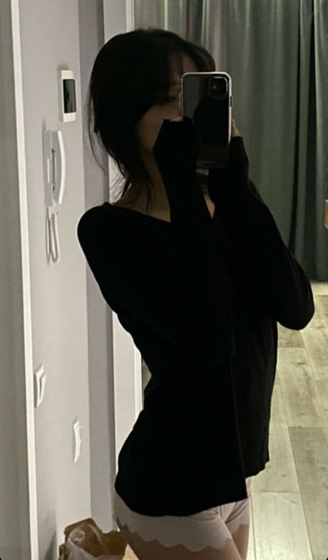 aerri lee high quality star pics