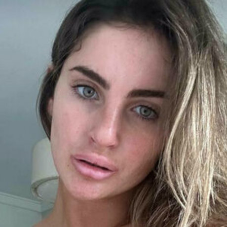 Amelia Anderson star pornographic images