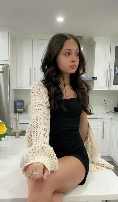 Cait ASMR model nice pic