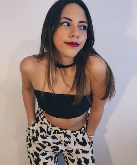 Valentina Kavata star pornographic img