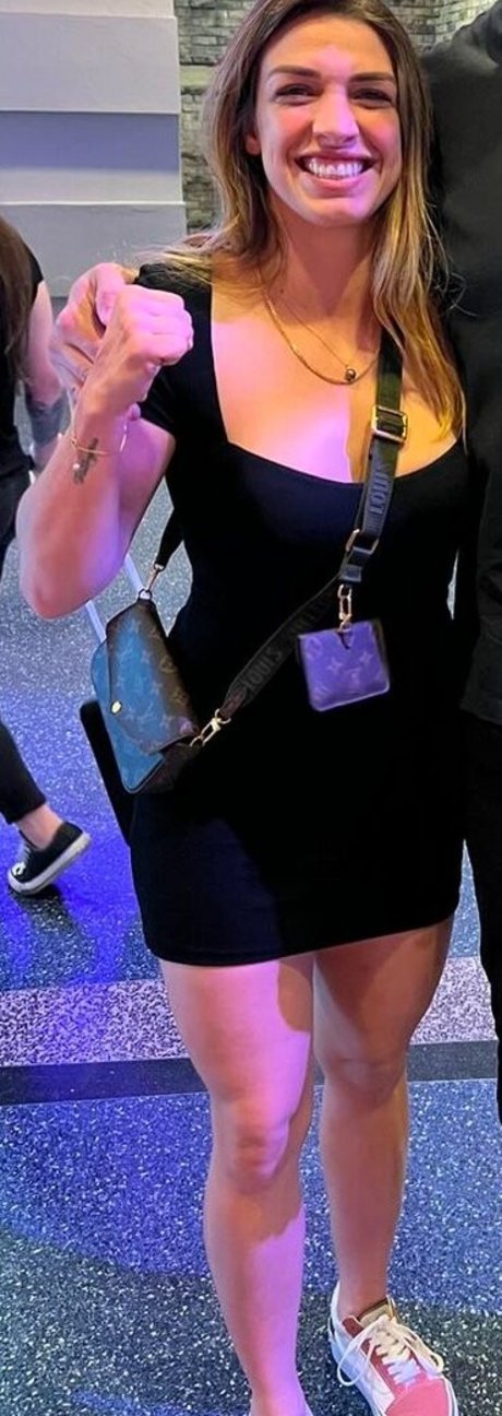 MacKenzie Dern art actress images