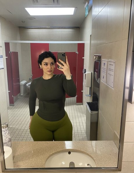 Zainaabb ab hd model images