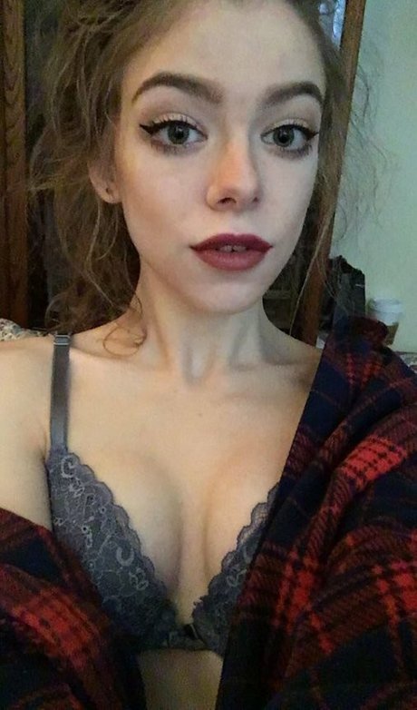 Rose Castella pornographic model photo