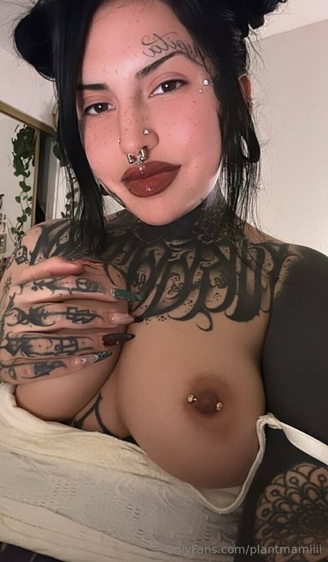 plantmamiiii nudes model pictures