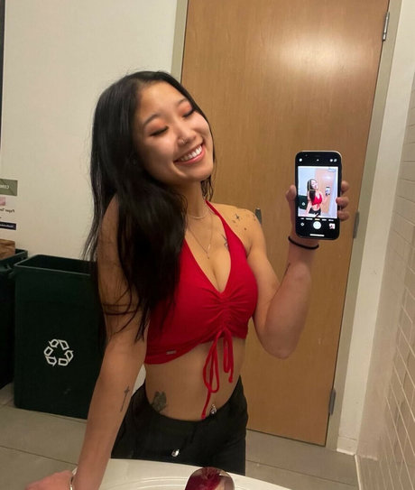 Abigail Rosengren nice actress picture